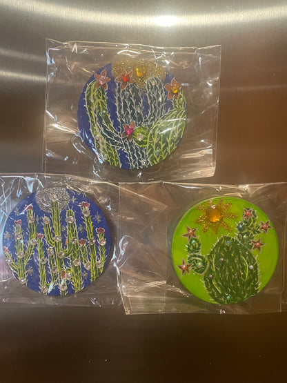 3 inch hand painted wooden magnet fridge friends