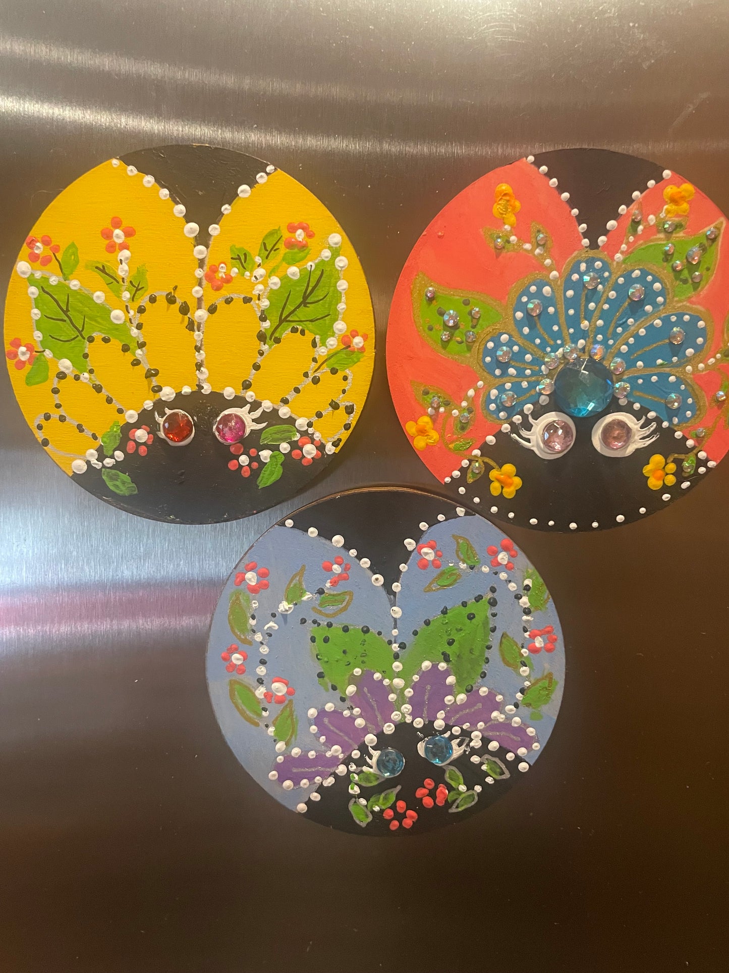3 inch hand painted wooden magnet fridge friends